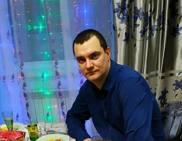 Чиколай. Северский 41. Девушки станицы северской. Северский 41. Колледжская д.