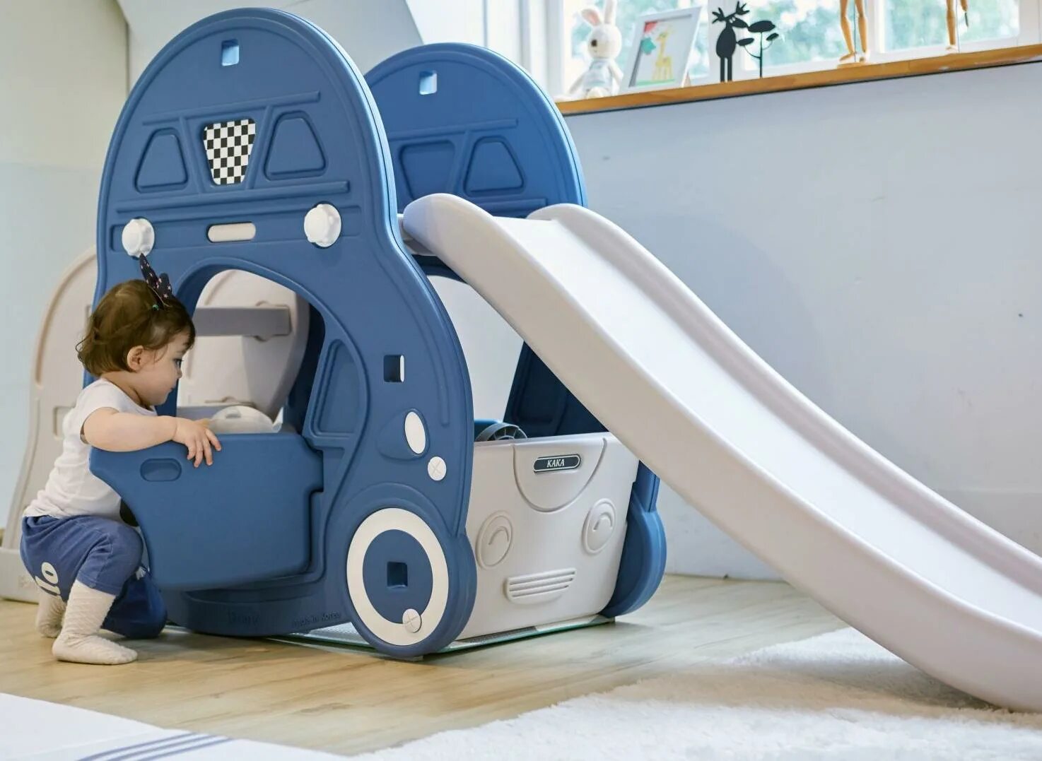 Пожарная машина little tikes. Ifam kaka roof. Машина приключений smoby. Горка машина для детской площадки. Детская горка из дерева.