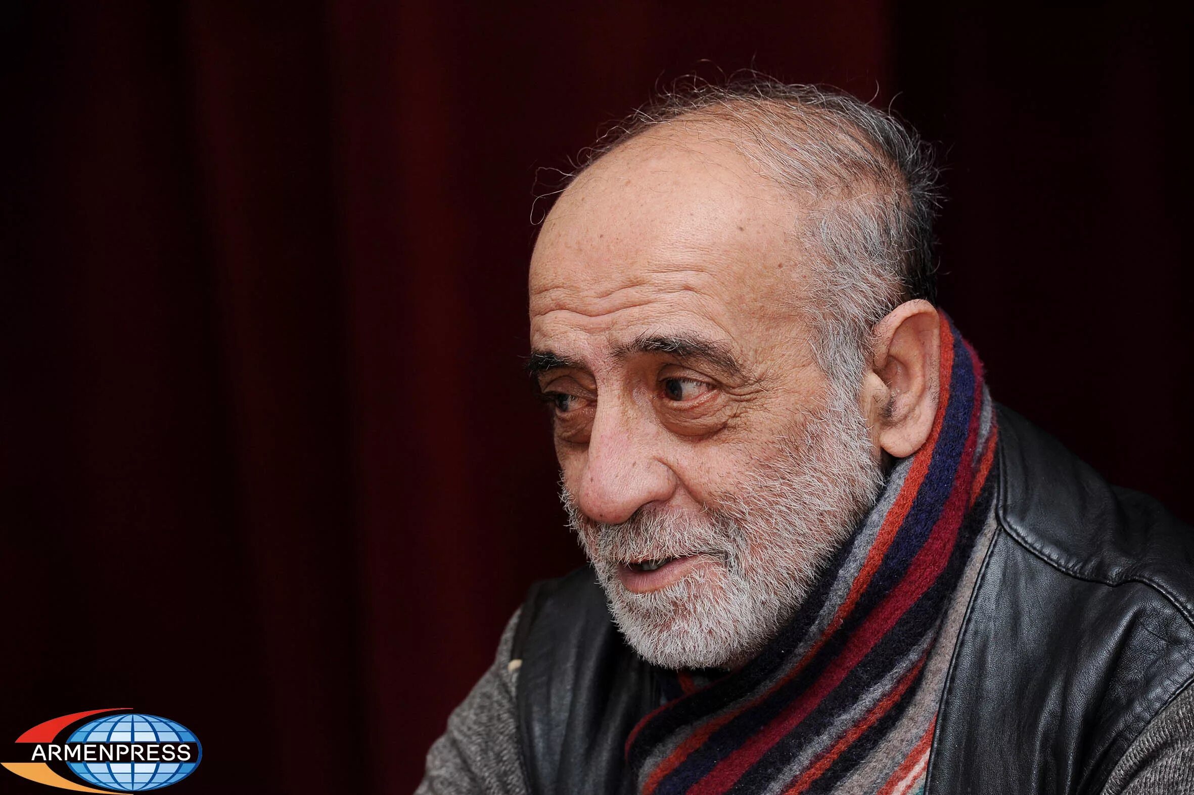 Режиссер армянин. Режиссер сарик андреасян. Հմայակ ստեփանյան армянский актер. Сарика андреасяна. Режиссер грачья.