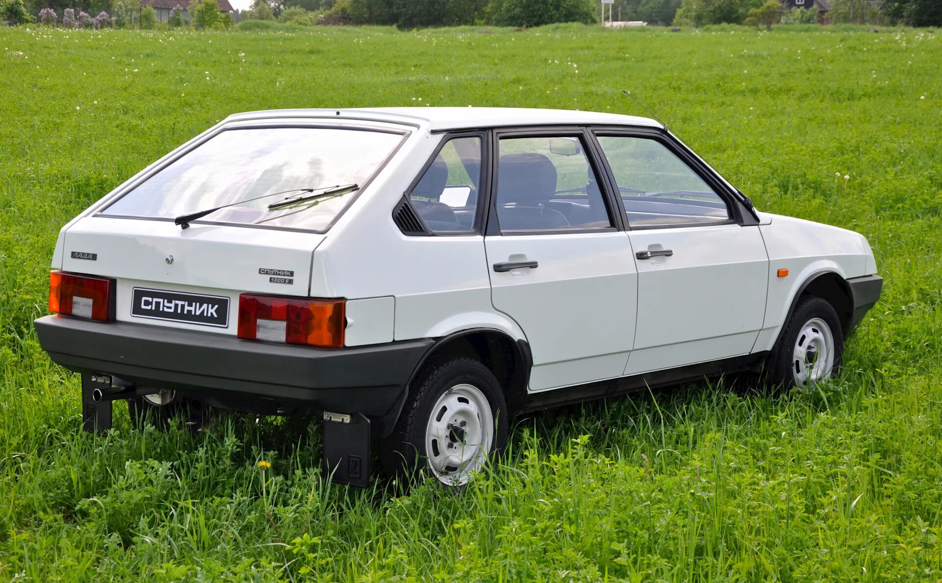 ВАЗ 2109. ВАЗ-2109 «Спутник». ВАЗ 2109 1986.