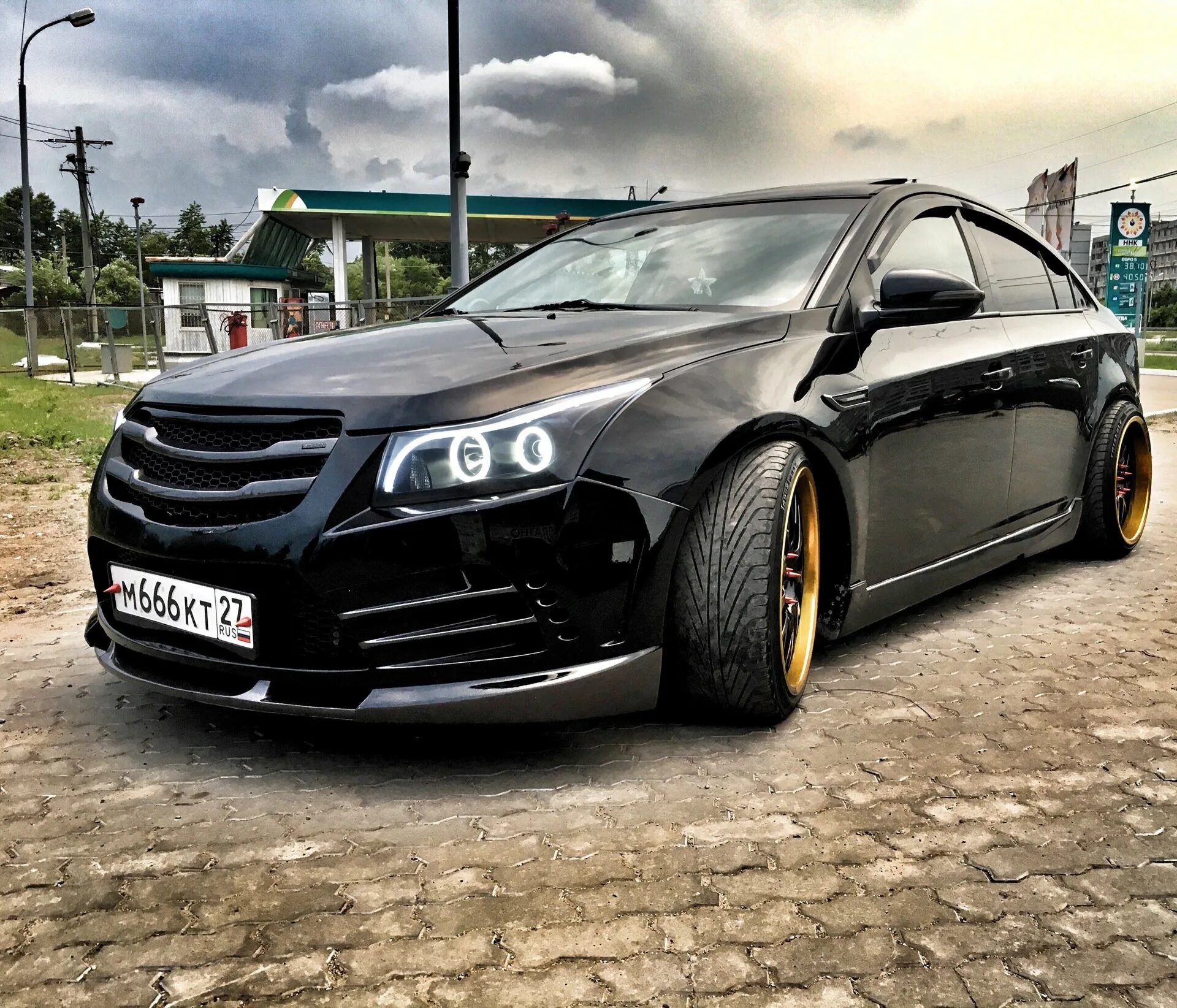 Тюнинг часть. Тюнингованный Шевроле Круз. Chevrolet Cruze 2011 Tuning. Chevrolet Cruze, 2010 Tuning. Chevrolet Cruze Tuning Black.