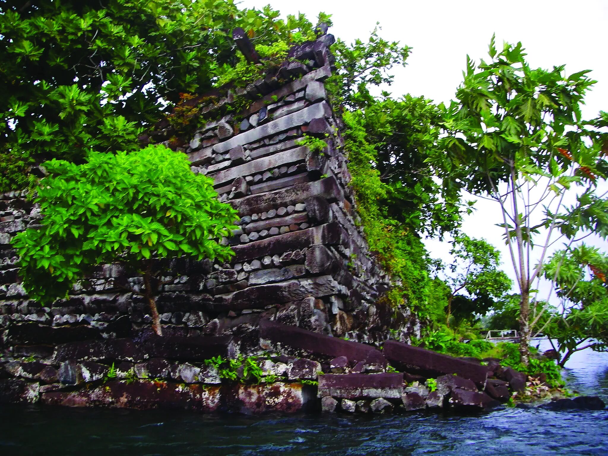 Остров Понапе нан-Мадол. Нан-Мадол Микронезия. Микронезия острова нан Мадол. Руины нан Мадола остров Понпеи. Байгунские трубы