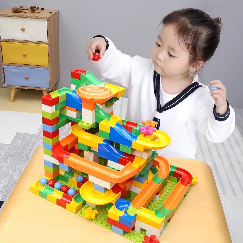 Building blocks toys