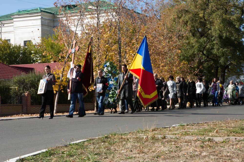 Краснодон (посёлок городского типа). Поселок Краснодон Украина. Посёлок Краснодон Луганская область. Поселок Первомайский Краснодон. Прогноз погоды краснодон