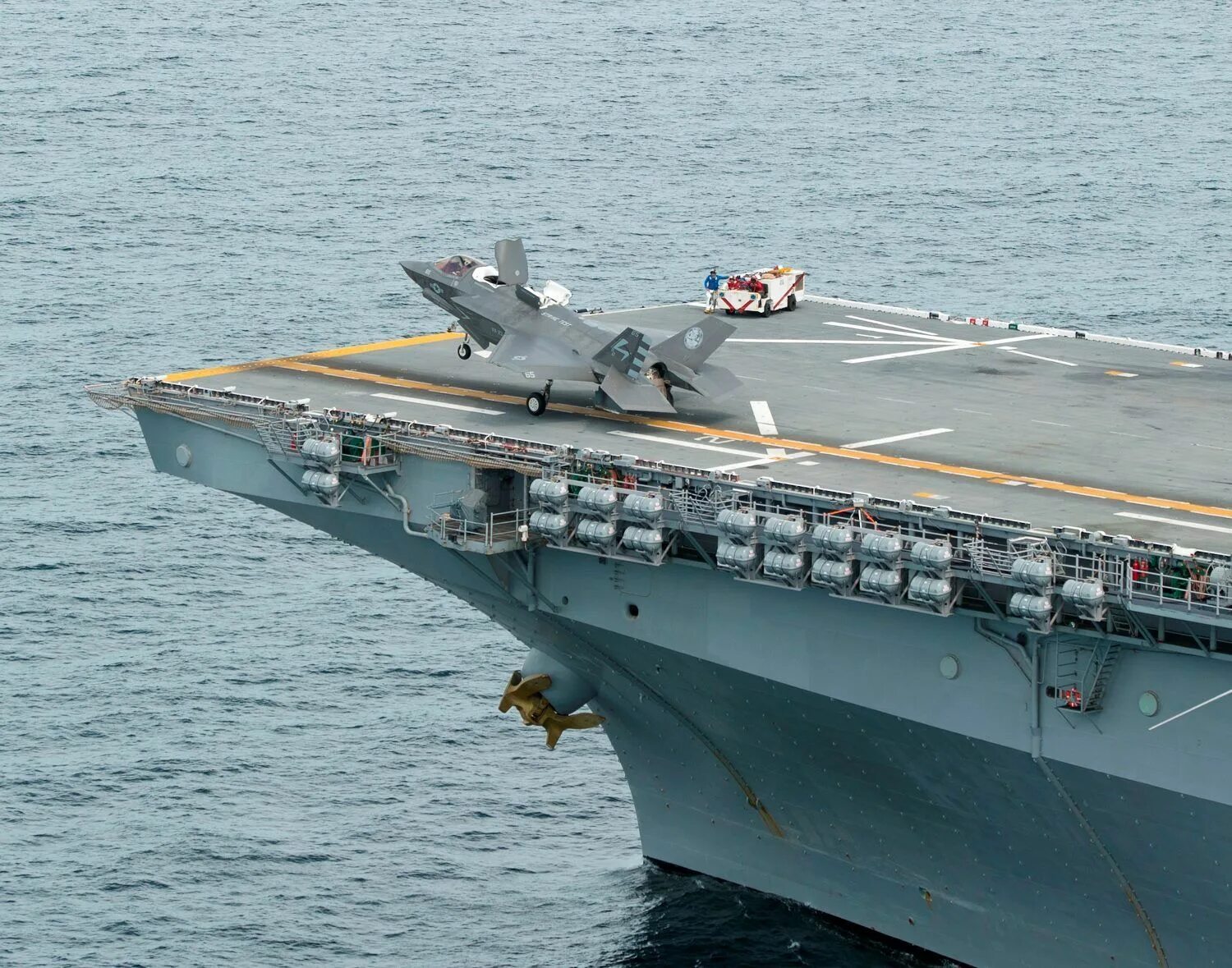 Вертолетоносец уосп. Uss wasp. Uss wasp (cv-7). Вертолетоносец уосп. Uss «эссекс» (lhd-2).