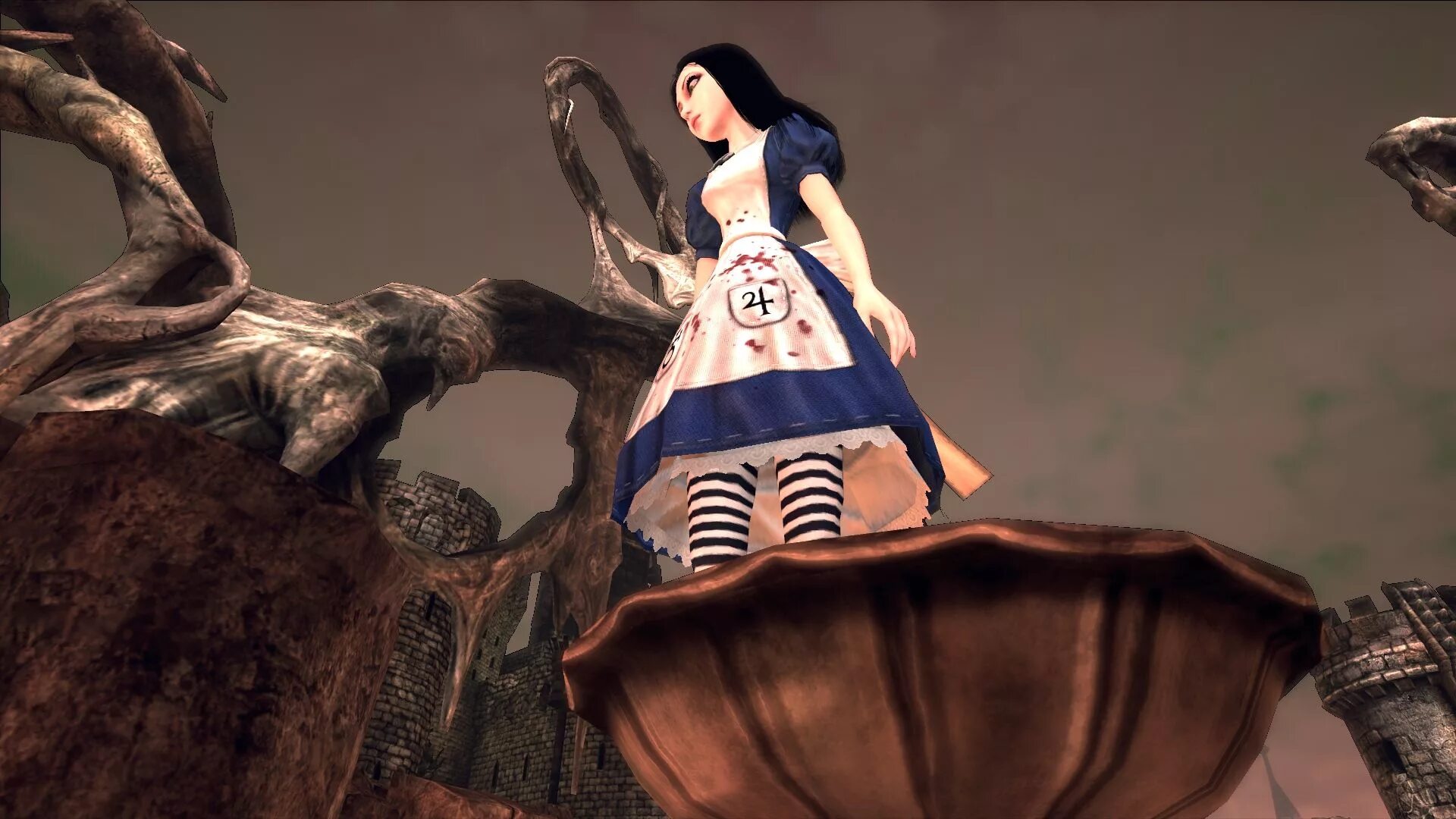 Alice madness returns r34. Алиса Лидделл Alice Madness Returns. Алиса Лидделл кукла.