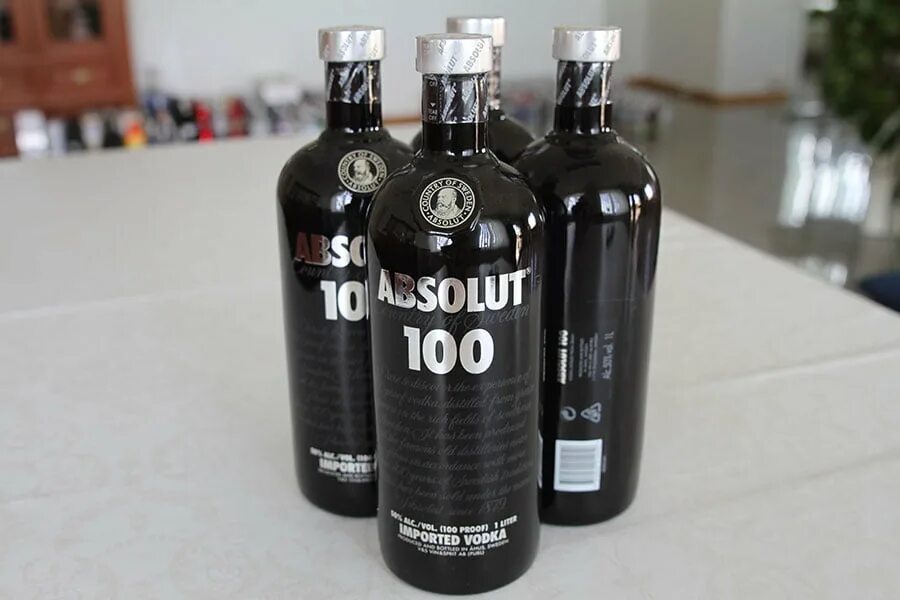 Абсолют 100