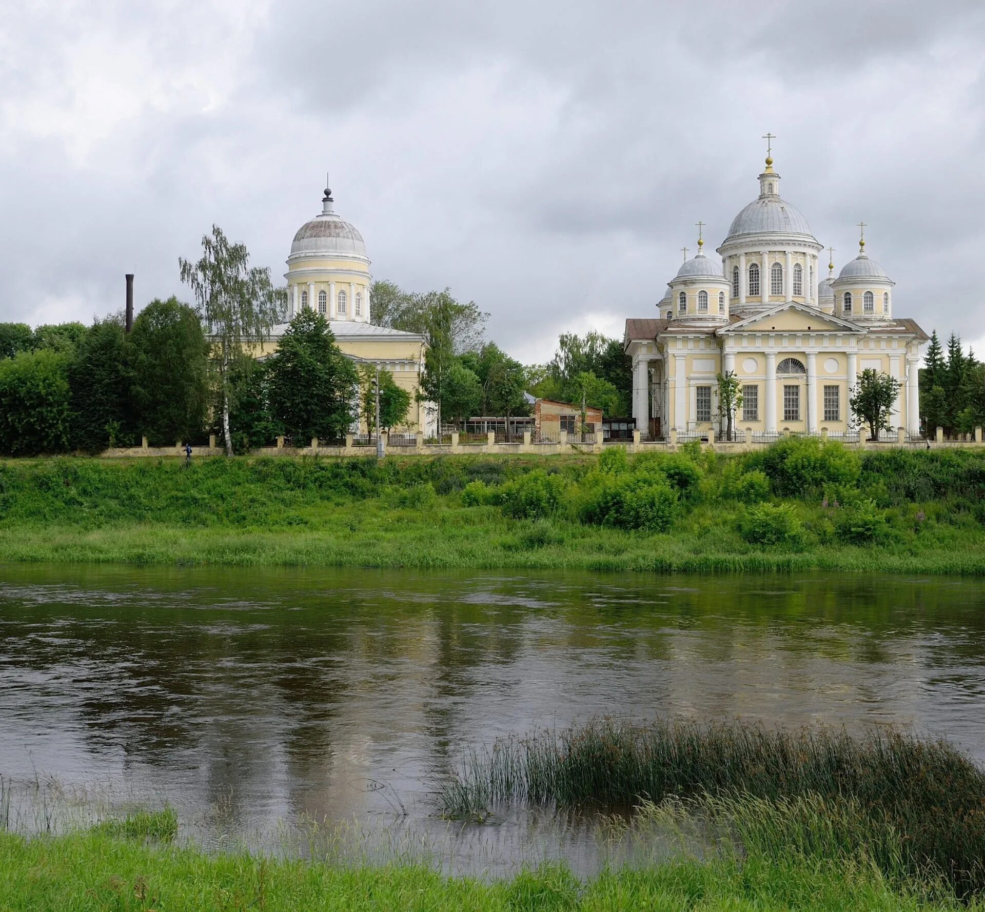 Где в торжке можно