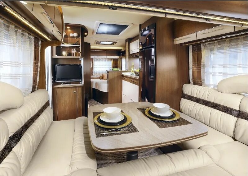 Автодом airstream 2020. Автодом челленджер 358. Автодом hymer внутри. Автодом про. Автодом rv camper.