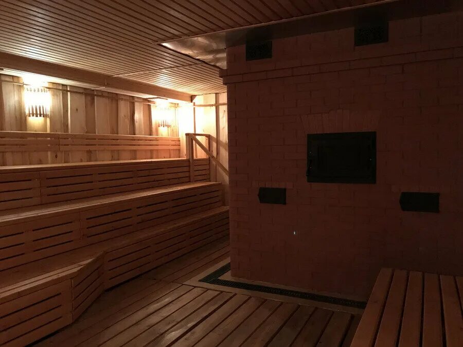 Банное отделение. Общая баня. Мойка в бане. Банное отделение. Отделка моечной в бане.