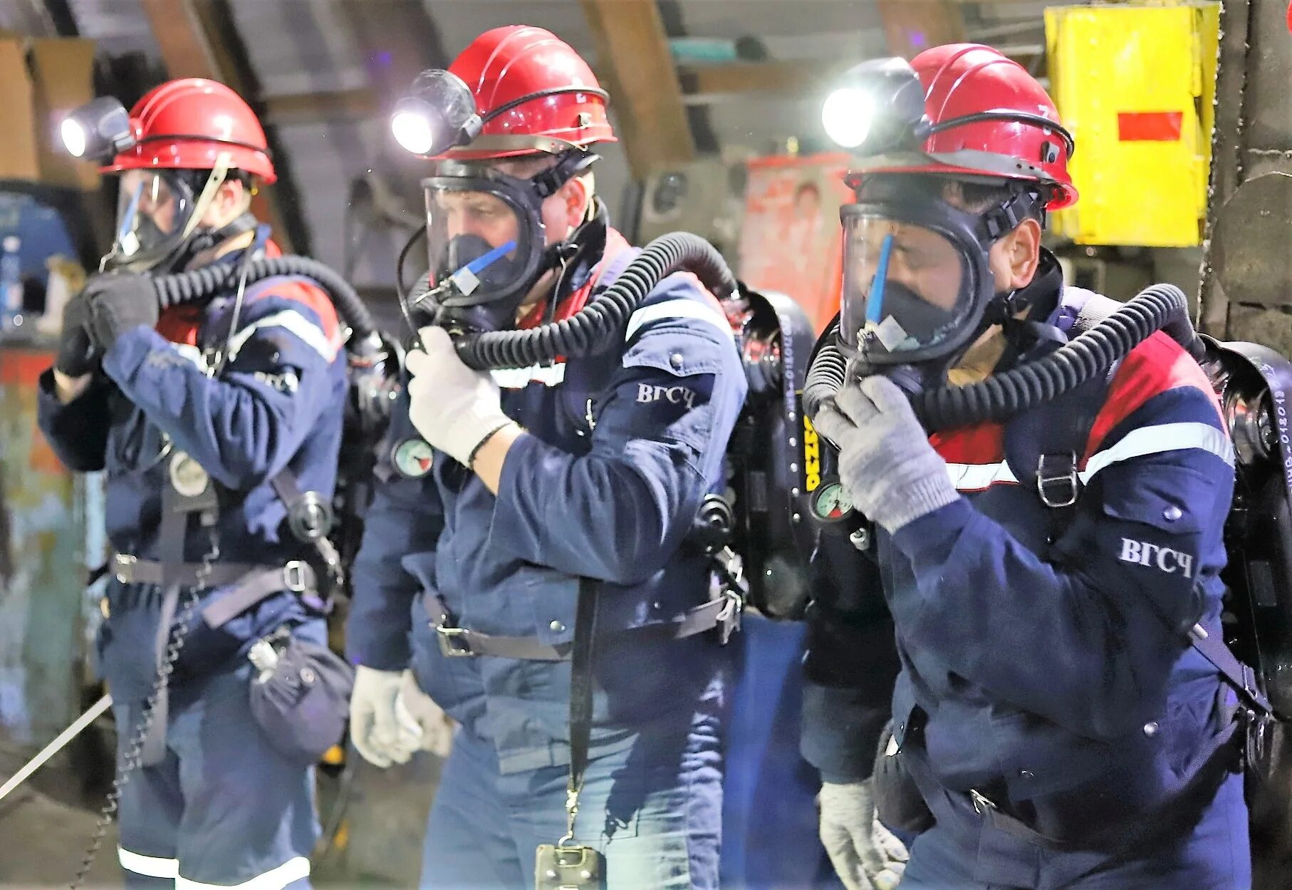 Горноспасатели. Ведение горноспасательных работ. Военизированные горноспасательные части мчс россии. Горноспасательных частей мчс россии. Военизированные горноспасательные части мчс.