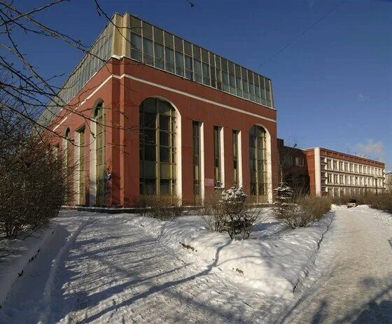 московская художественная школа при российской академии художеств. мцхш при российской академии художеств. московская центральная художественная. московская художественная школа при рах. академический художественный лицей махл.