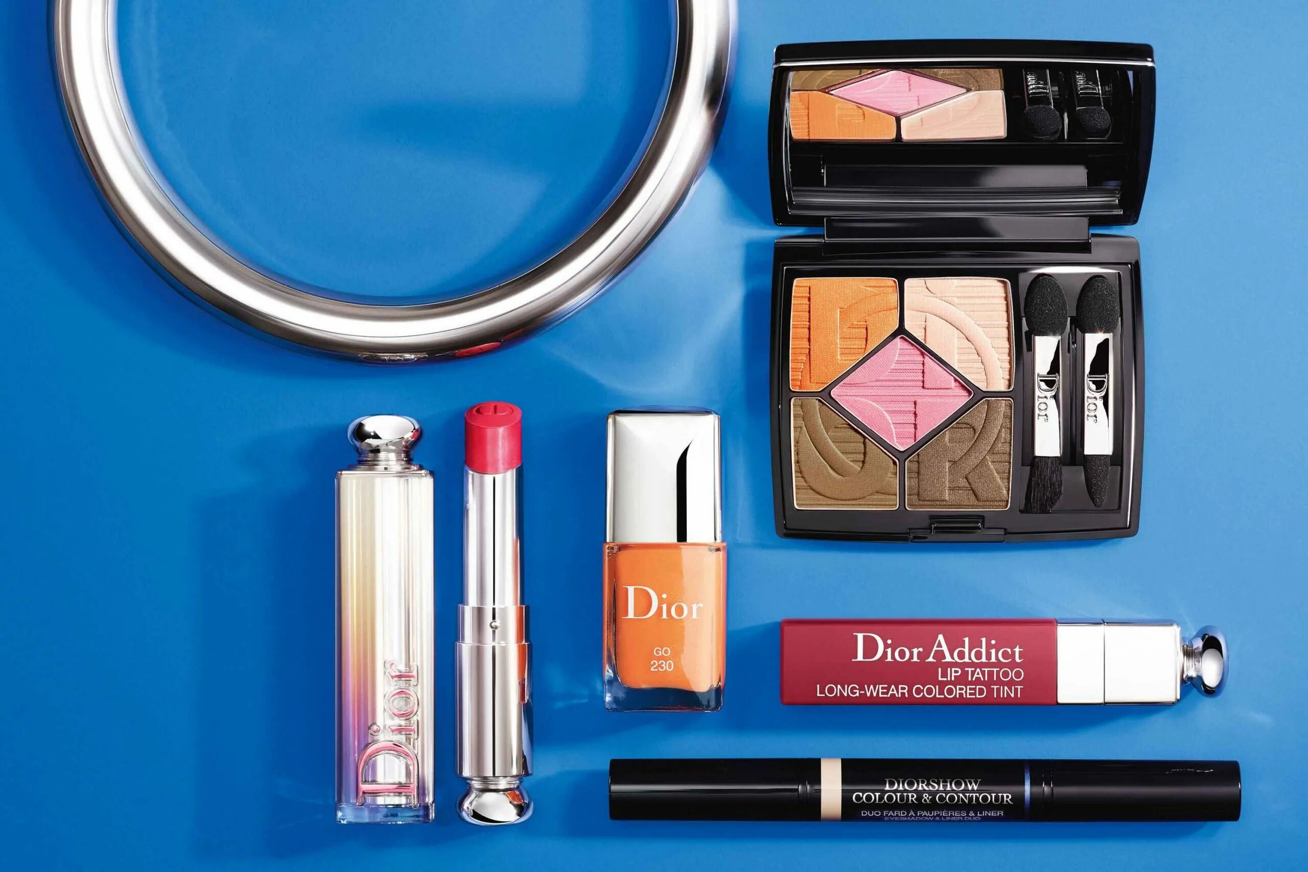 Dior limited edition 2021. Диор косметика новая коллекция. Dior color. Rouge a levres помада dior 020. Лак dior gris.