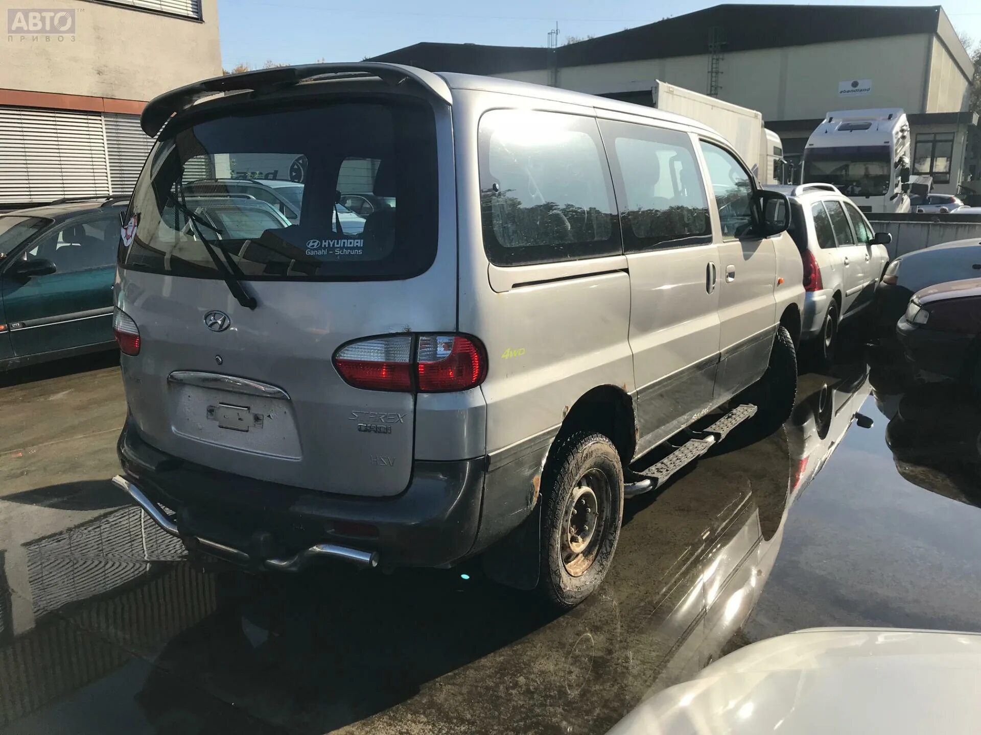 Купить н 1 б у. Hyundai Starex 2003-2007. Кузов на Hyundai Starex h 1. Хендай Старекс 2003. Авторазборка Hyundai Starex.