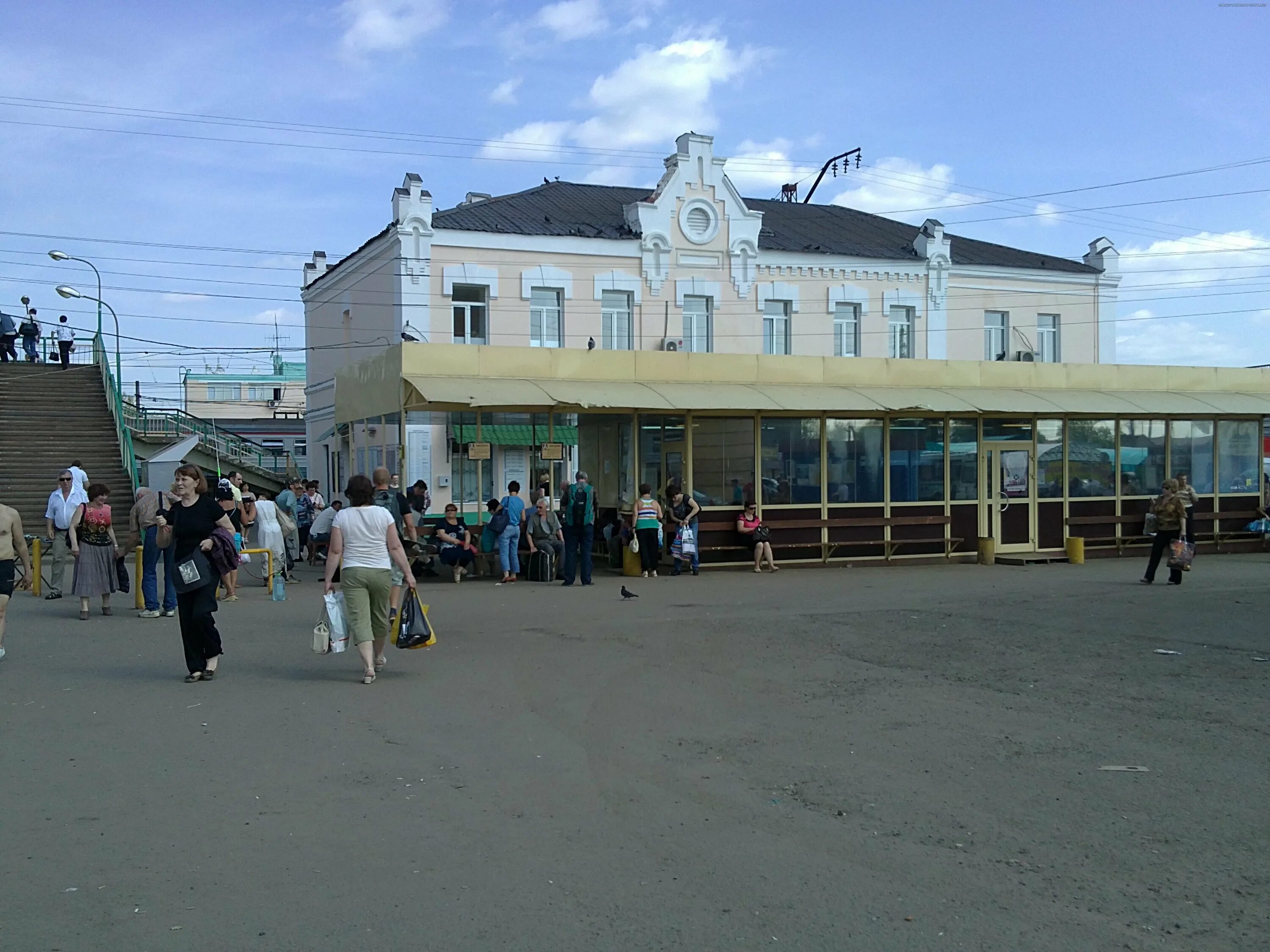 Ступино московской области михнево. ЖД станция Михнево. Станция Михнево Московская область. В Михнево здание вокзала. Московская область пгт Михнево.