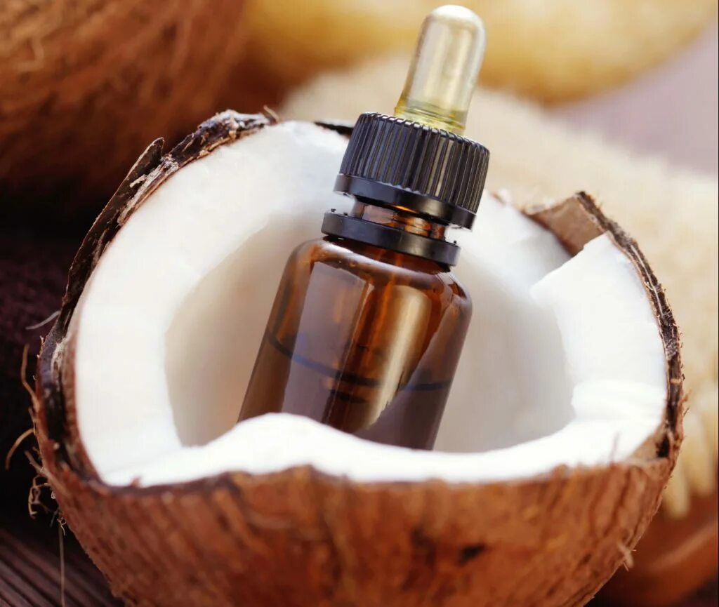 Косметическое масло польза. Coconut Oil масло кокосовое. Hindistan cevizi Yaği кокосовое масло. Кокосовое масло Коконат Ойл. Кокомоаое мамло.