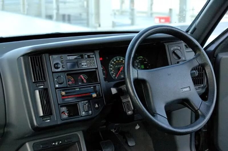 Volvo 440 Interior. Volvo 460 Interior. Вольво 480 es. Вольво 460 салон. Dash 480