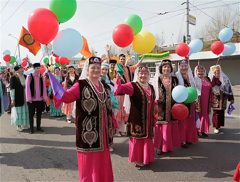 Татары тюмень. Центр татарской культуры Тюмень. Центр татарской культуры. Татарская культура Лилия Каримова Тюмень.