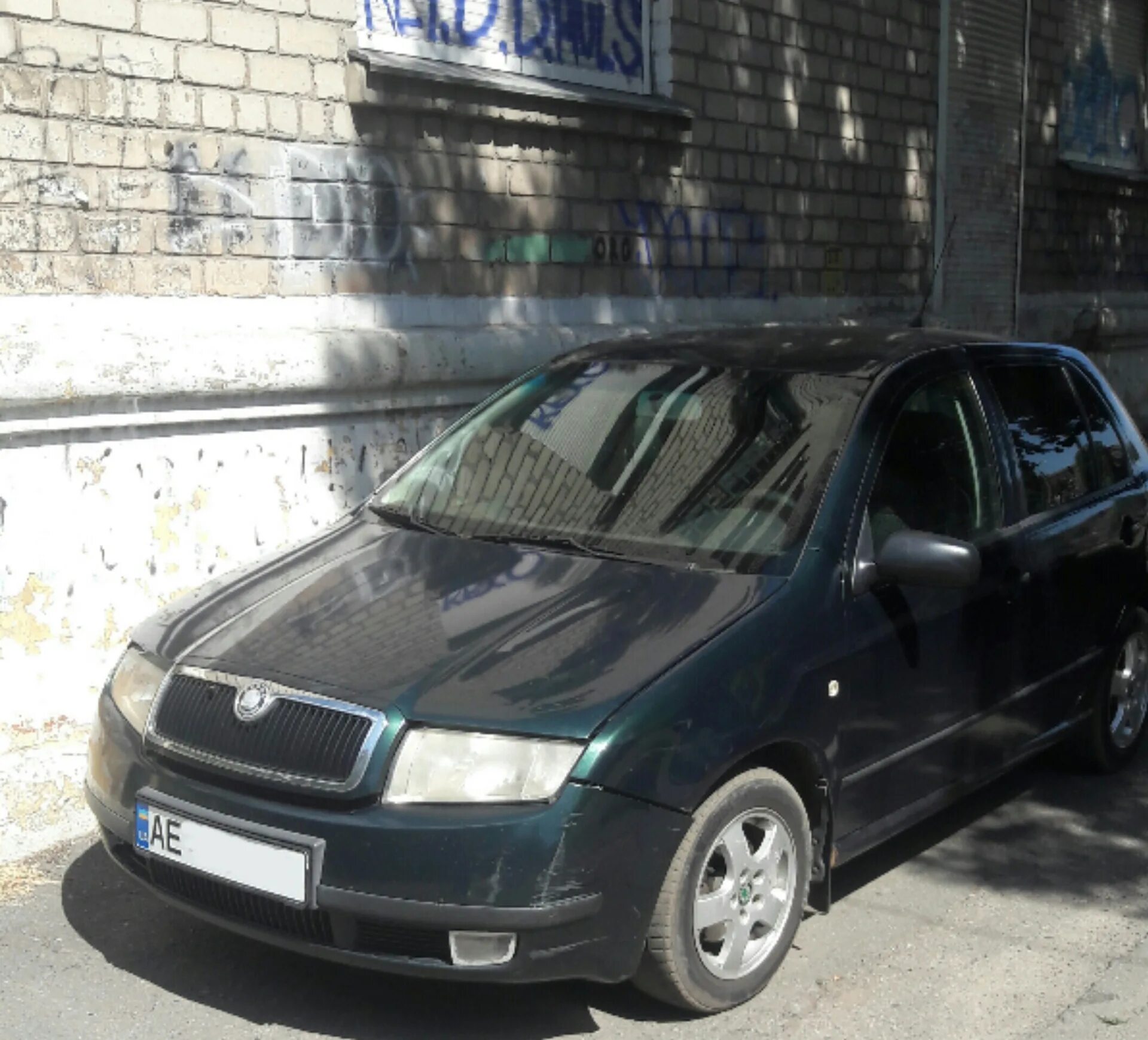 Skoda fabia 2003 года. Шкода фабия мк 1 черная. шкода фабия 1 кузов. шкода фабия 1 с чёрным бампером. skoda fabia 1 в плохом состоянии.