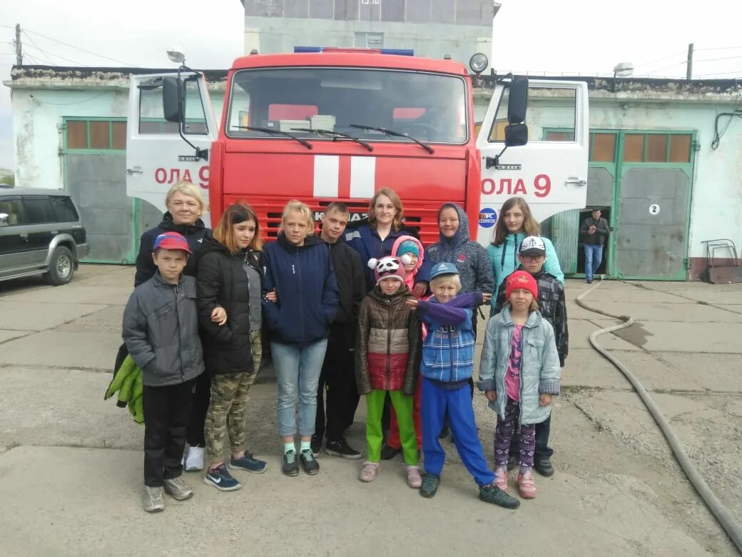 Пожарно-спасательная часть 9. ПЧ 9 Воронеж. Детишки изучают пожарную технику. Пч 9