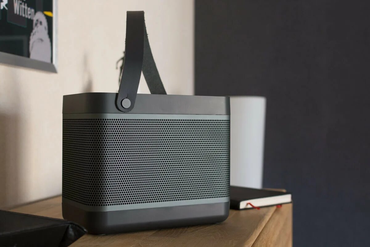 Акустика bang olufsen. Портативная акустика bang &amp; olufsen beolit 15. bang &amp; olufsen beolit 17. bang&amp;olufsen beolit 17 pink. портативная акустика bang &amp; olufsen beolit 12.