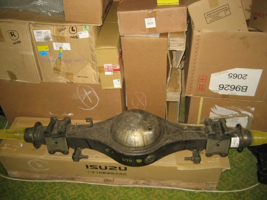 Чулок заднего моста нива шевроле. Чулок заднего моста газель 3302. Чулок заднего моста камаз 5350. Усиленный задний мост на ниву. Картер заднего моста газель 3302.