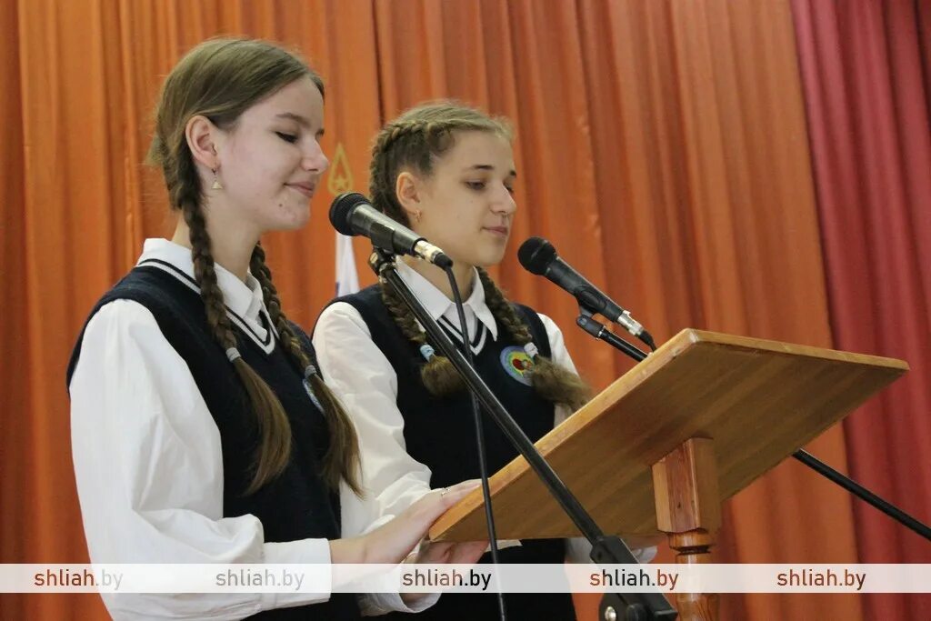 Студентка которая никогда не посещала среднюю школу