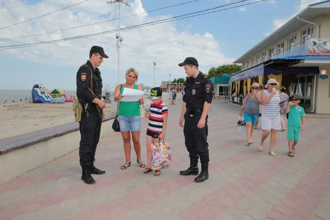 Приморско-Ахтарск набережная. Приморско-Ахтарск Краснодарский край. Кубань территория безопасности. Полиция Приморско-Ахтарск. Свободный приморско ахтарский краснодарский край