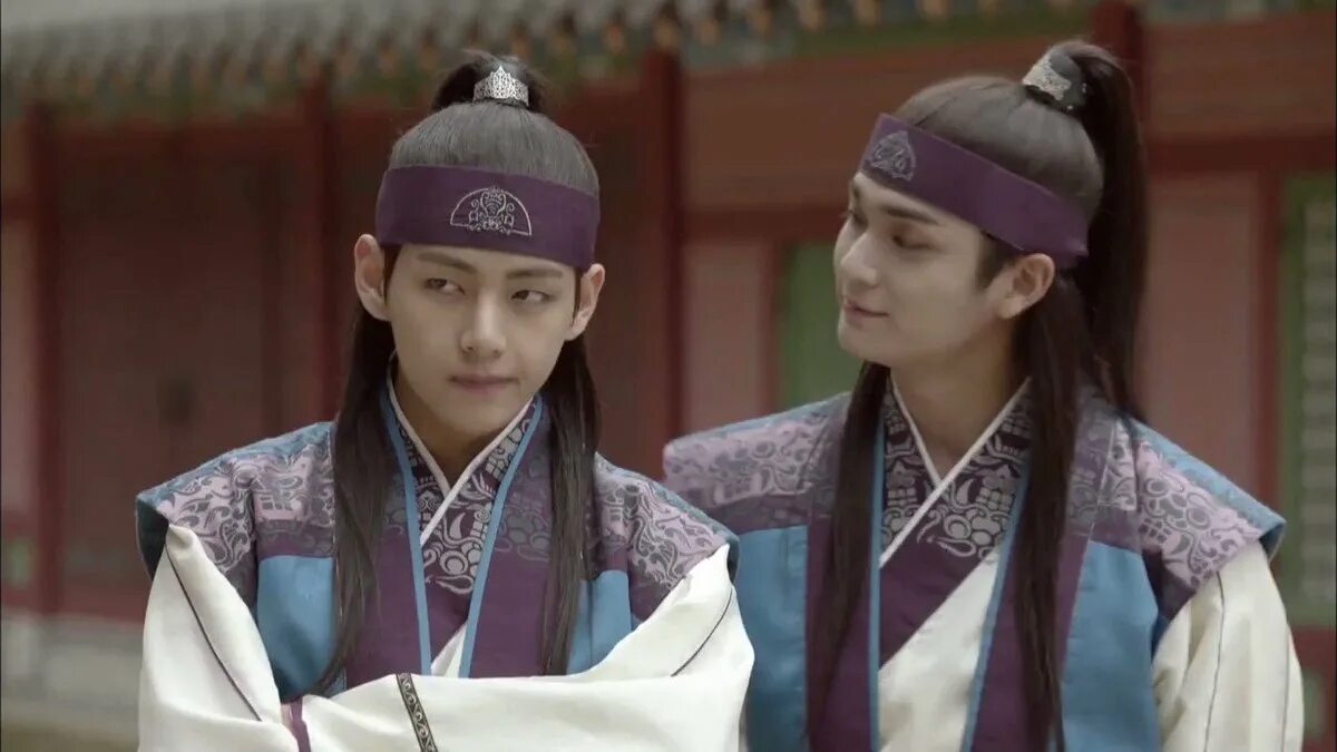 Отряд хваран тэхен. Хваран дорама актеры тэхен. Чхве минхо хваран в душе. Хваран бан рю и минхо. Когда проявляется цвет хвараны.