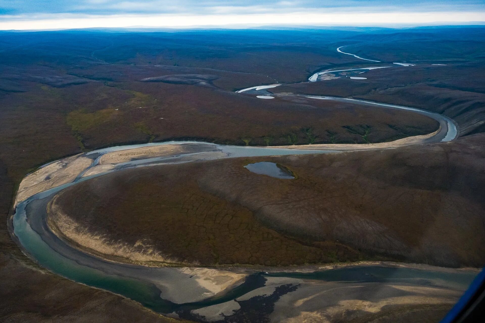 Река енисей впадает в море. Река Устье Дельта Лена. Устье реки Лена Дельта эстуарий. Впадение Лены в море Лаптевых. Река Лена впадение реки.