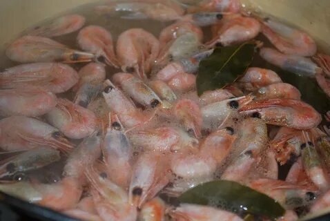 Сколько соли для варки креветок