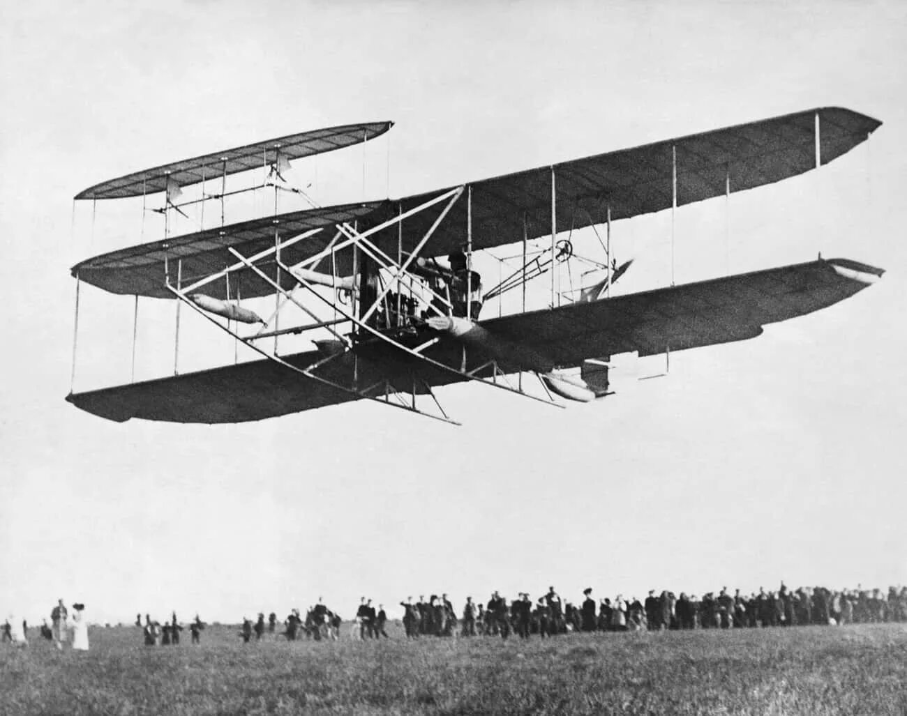 1910 год- моноплан а. Аэроплан фарман 1910 года. Самолеты 19 века. Аэропланы начала 20 века. Кудашева.