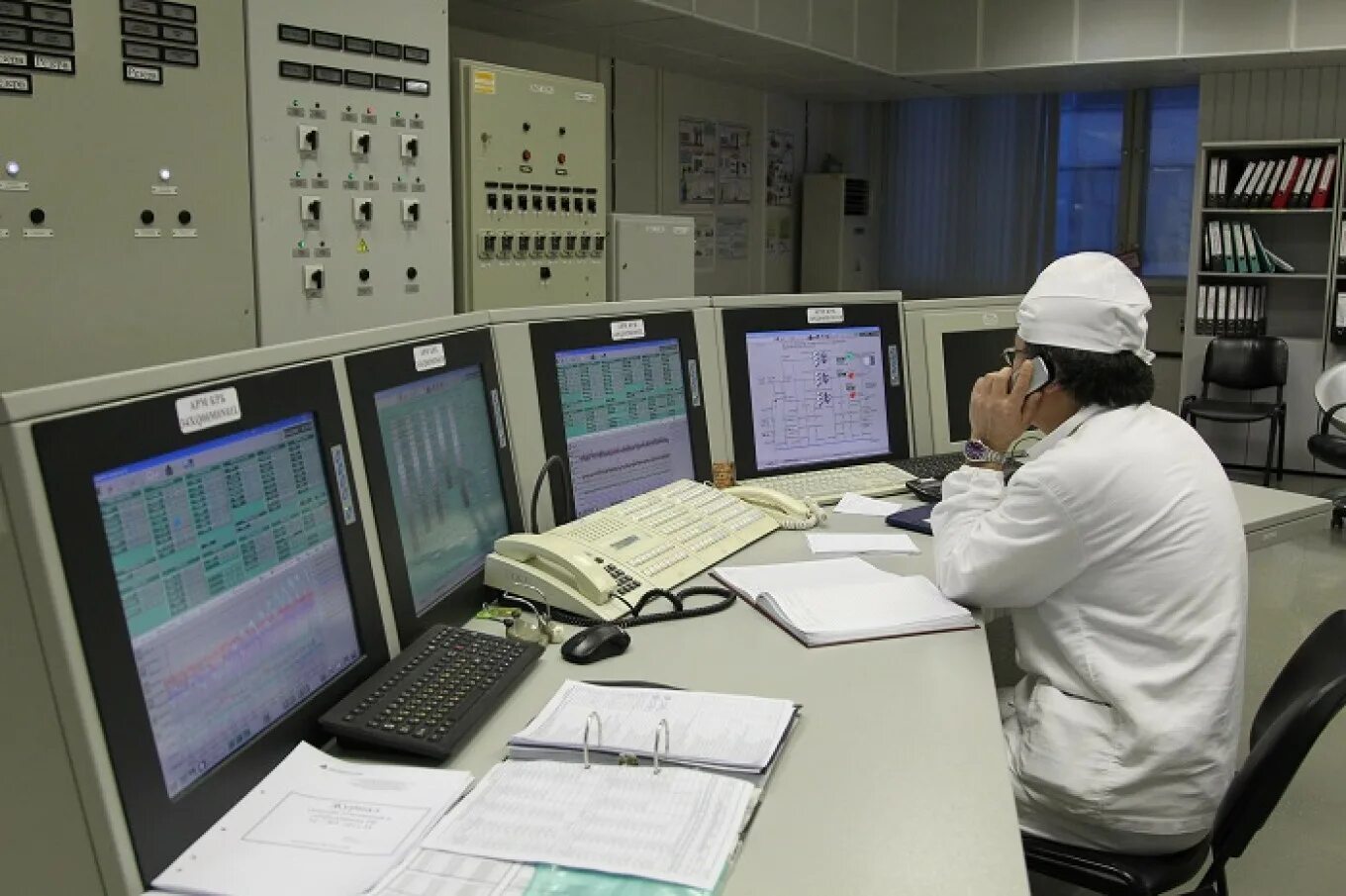 Службы радиационного контроля. Радиационная безопасность системы контроля. автоматизированная система радиационного контроля. асрк аэс.