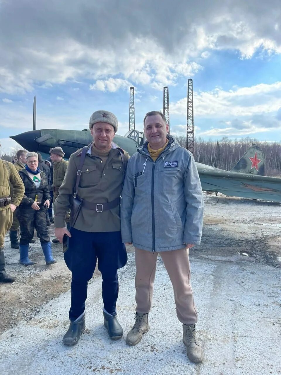 Медынь военфильм 9 мая. Реконструкция 9 мая медынь. Военфильм медынь калужская область медынский. Медынь мосфильм. Военфильм медынь калужская область медынский.