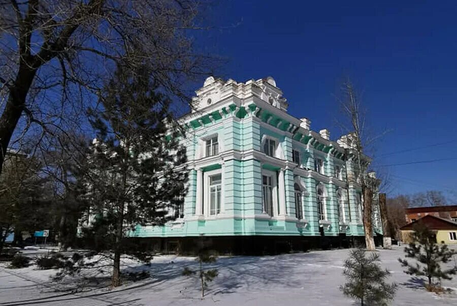 Купить недвижимость благовещенск амурской. Город Благовещенск Амурская область. Фото Благовещенска Амурской области. Фотосессии в Благовещенске Амурская область. Красота Амурской области красивые здания\.