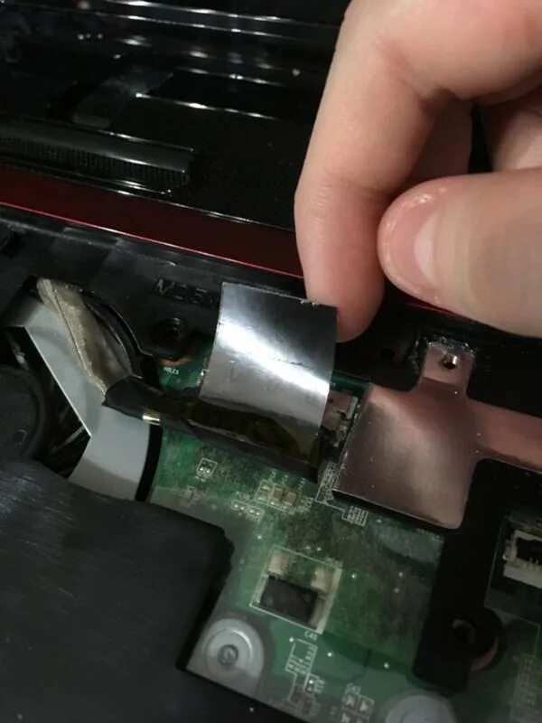 Матричный шлейф на ноутбуке toshiba как разобрать Complete disassembly of Lenovo Y50-70 model 20378 Inside my laptop