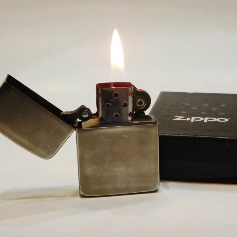 Zippo classic 207. Зажигалка филип лоуренс. Необычные зажигалки. Зажигалка lighter c-6930. Зажигалка зиппо зиппо.