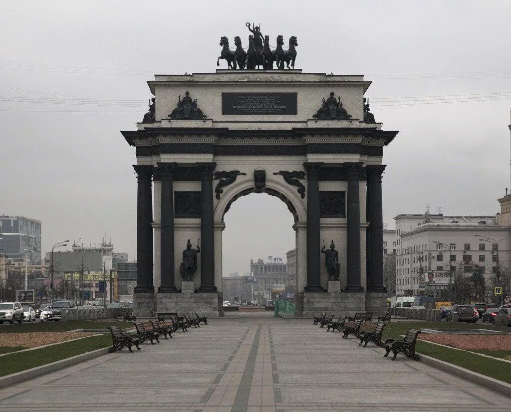 арка на кутузовском. осип бове триумфальные ворота. нарвские ворота собор санкт-петербурга. осип бове триумфальные ворота. триумфальные ворота стиль.