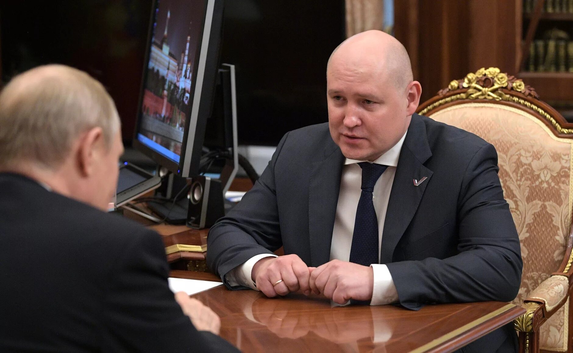 Губернатор севастополя развожаев. Михаил развожаев. михаил развожаев севастополь. губернатор михаил развожаев. губернатор севастополя развожаев михаил и путин.