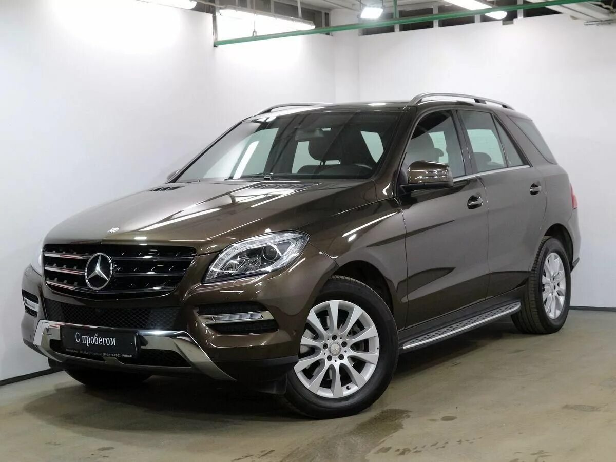 Купить мерседес без пробега. Mercedes-Benz ml-class 350 CDI. Мерседес 166 кузов 350 ml. Мерседес мл 350 дизель. Мерседес мл 350 2013 166.