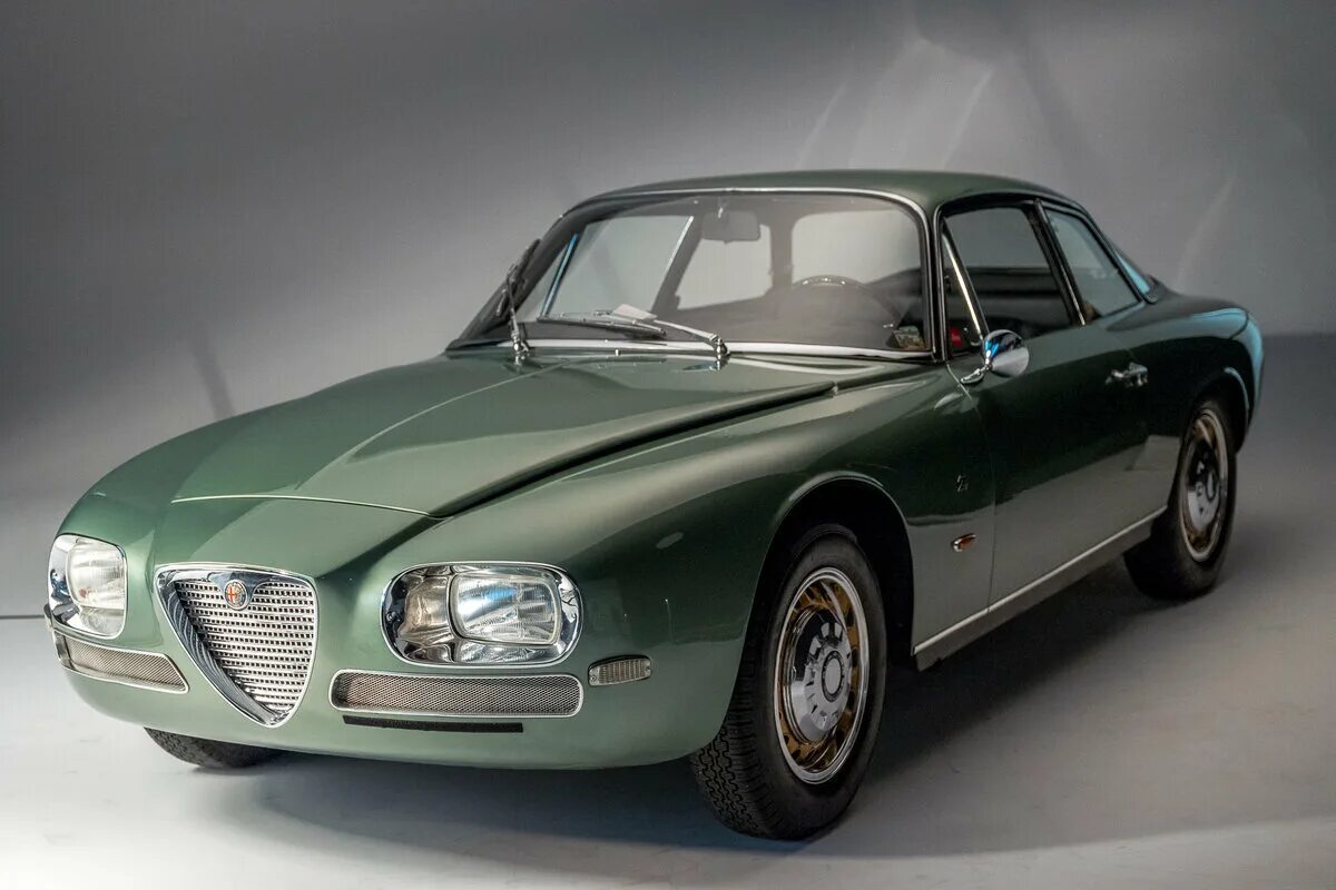 Альфа ромео 2600 фото. Alfa romeo 2600. Альфа ромео 2600 berlina. Alfa romeo 2600 sprint zagato. Alfa romeo 2600 sprint bertone.