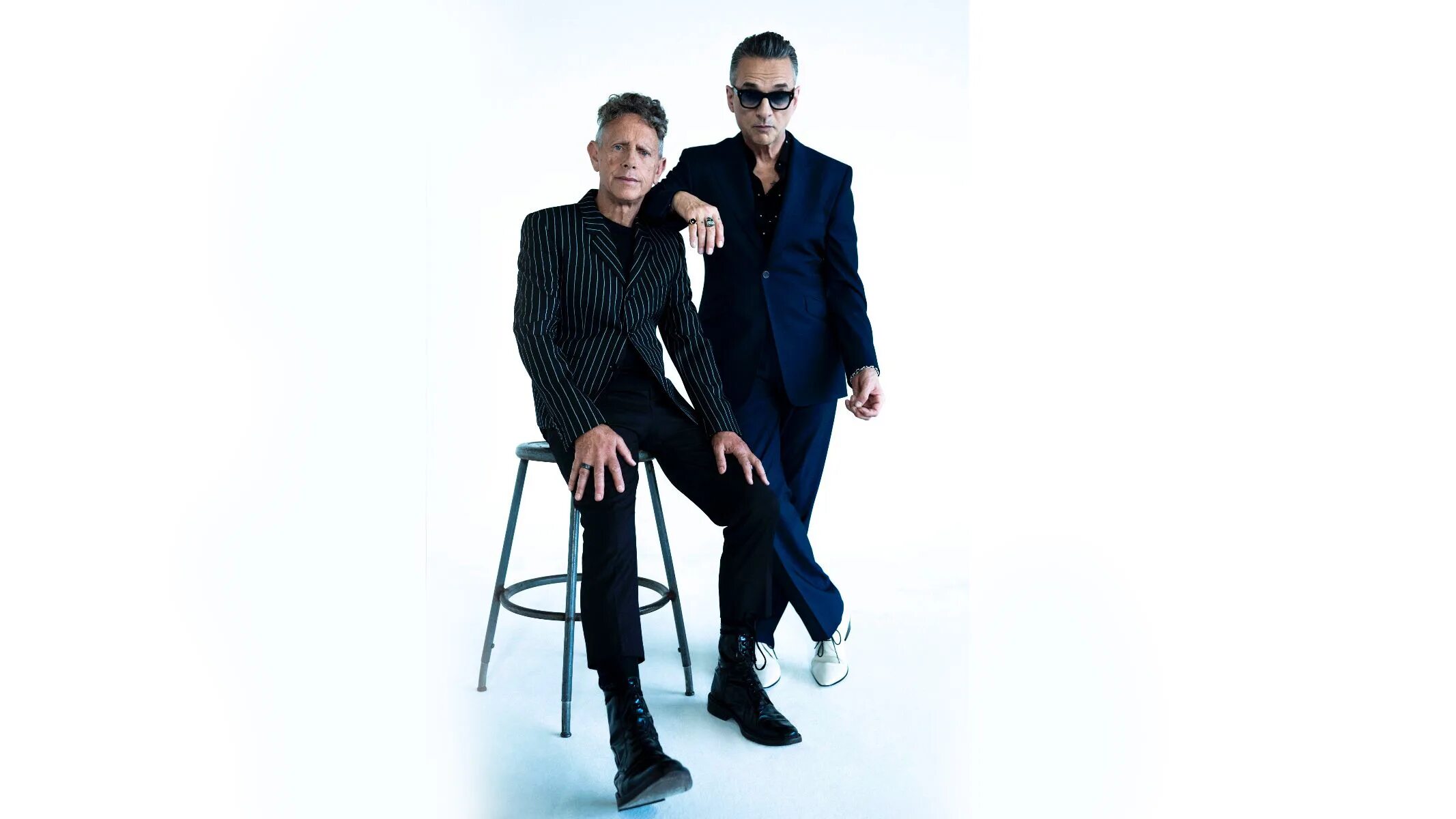 Депеш мод новое 2025. Depeche mode 2025. depeche mode 2025 новый альбом. депеш мод моменто мори. depeche mode memento mori.