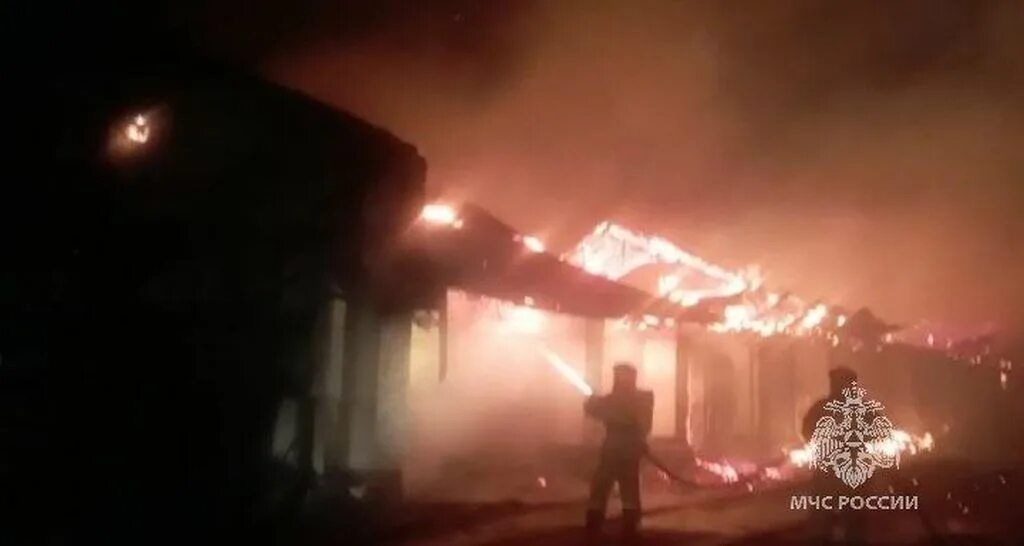 Бузулук что произошло сегодня. Пожар на элеваторе в Бузулуке. Пожары. Пожар в помещении. Пожар в Бузулуке сейчас.