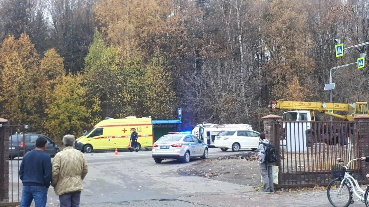 Автокатастрофа в свердловске. Крупное дтп на щелковском шоссе. Происшествия в щелково сегодня. Происшествия в щелково сегодня. Щелково дтп на центральной.