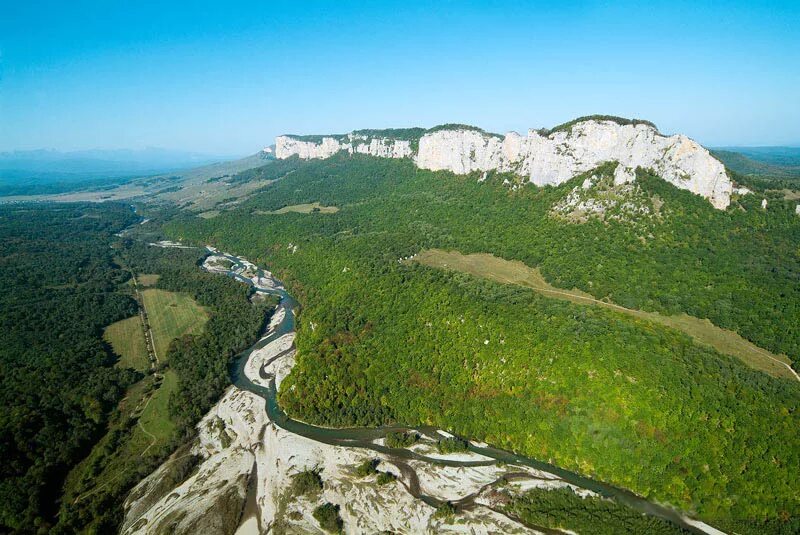 ахметовская краснодарский край гора. ласточкино гнездо ахметовская. ахметовская лабинский район. село ахметовская краснодарский край. круглое озеро станица ахметовская.