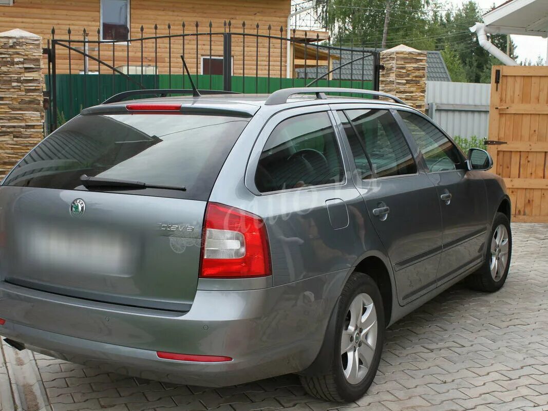 Продажа универсалов россии. ГКРДА актавия универсал год 2011. Skoda Octavia 2009 1.6 универсал. Skoda Octavia универсал 2012.