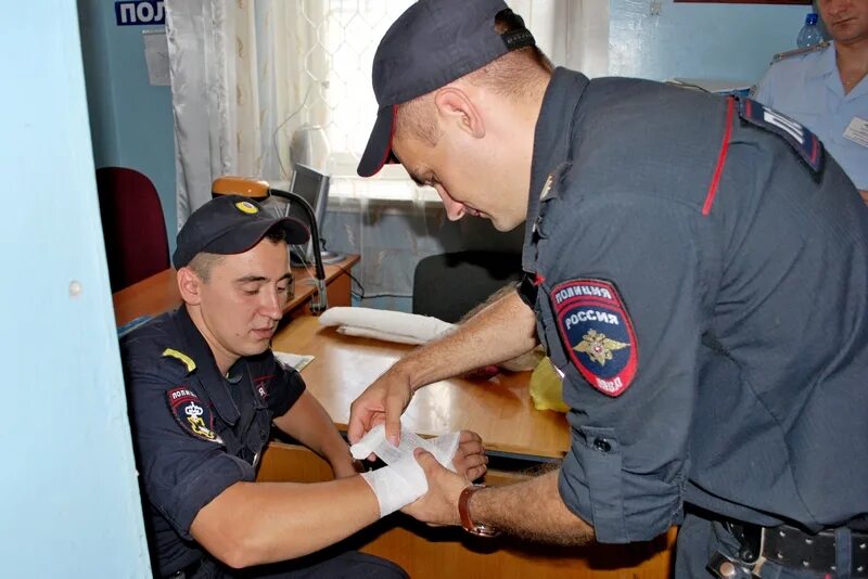 Сторож в симферополе свежие. Группа задержания УВО. Вневедомственная охрана Симферополь. Симферополь отдел вневедомственной охраны. Вневедомственная охрана Керчь.