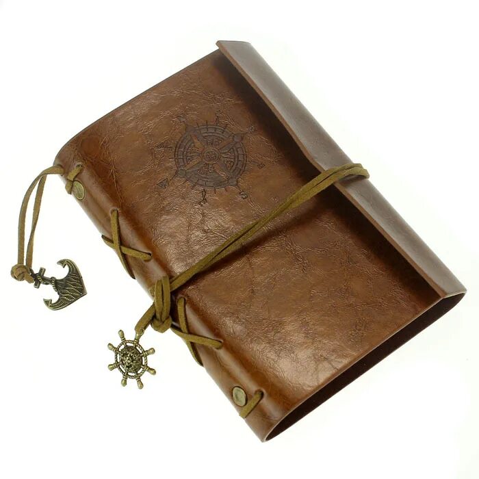 переплеты дневников. кожаная обложка для книги. журнал в мягком переплете. блокнот в стиле ретро. старая книга в кожаном переплете.