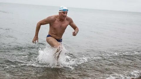 Льюис пью заплыв 2007