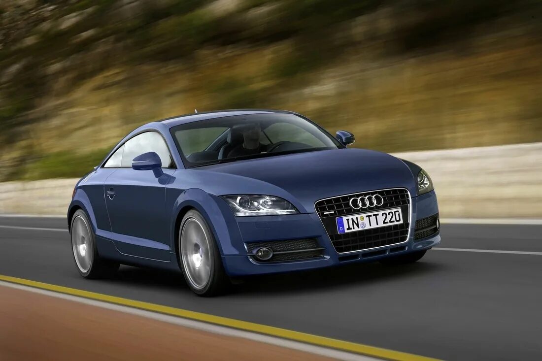 Audi tt 8j. Audi tt roadster. Автомобиль audi tt. Автомобиль audi tt. Audi tt 2009.
